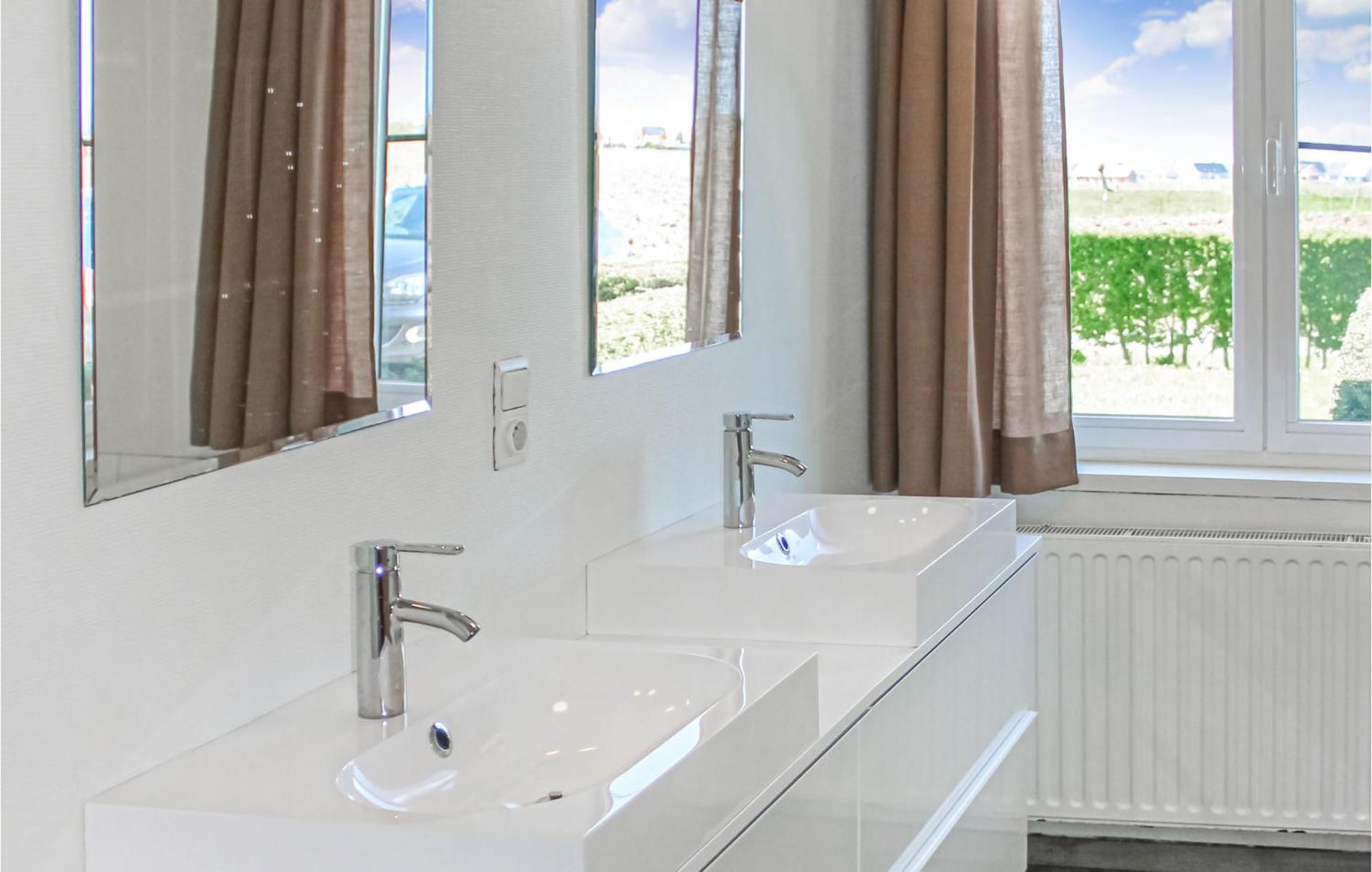Beautiful Home In Diksmuide With Wifi Exteriér fotografie